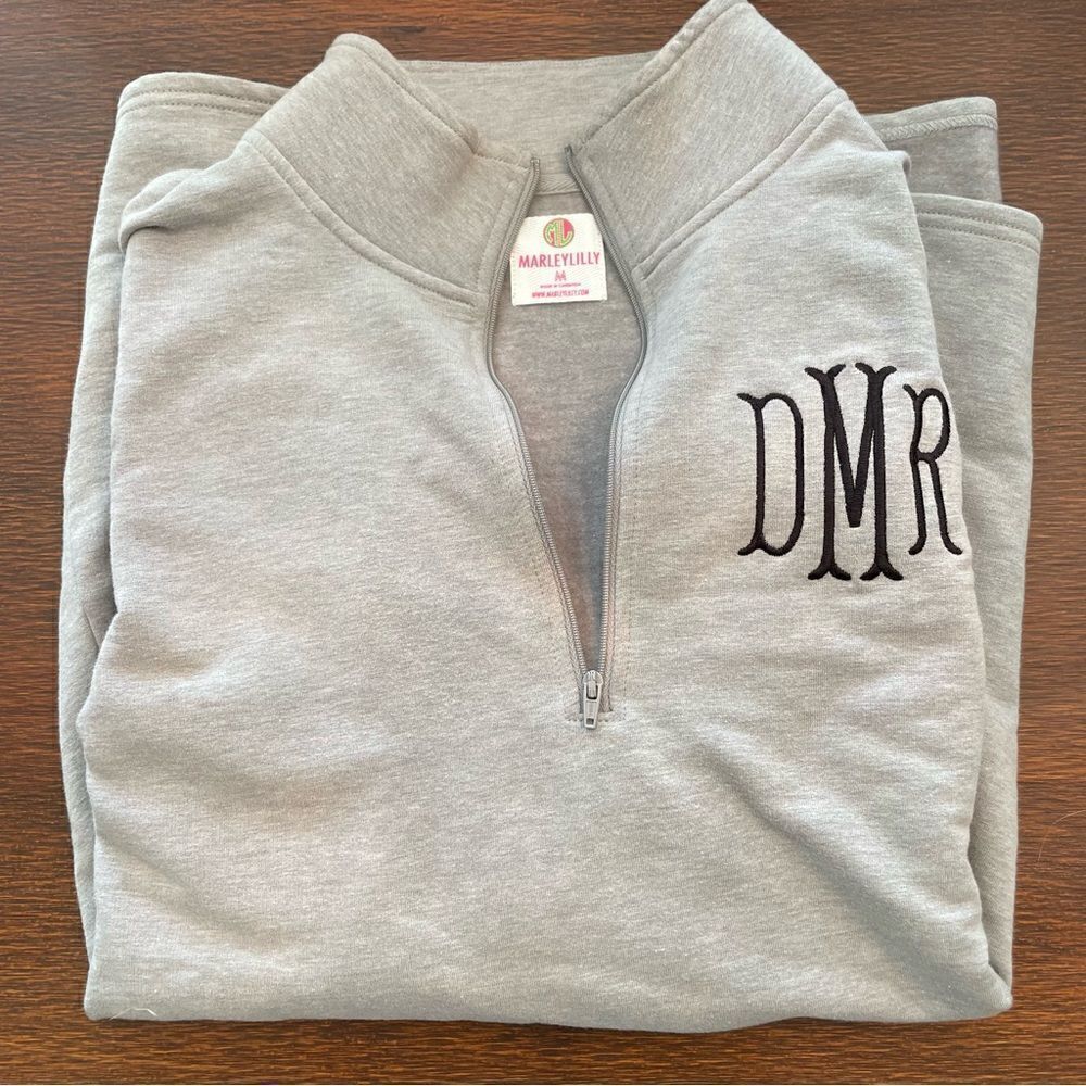 Marleylilly Women's M Monogram 1/4 Zip Sweatshirt - DRM Initials
